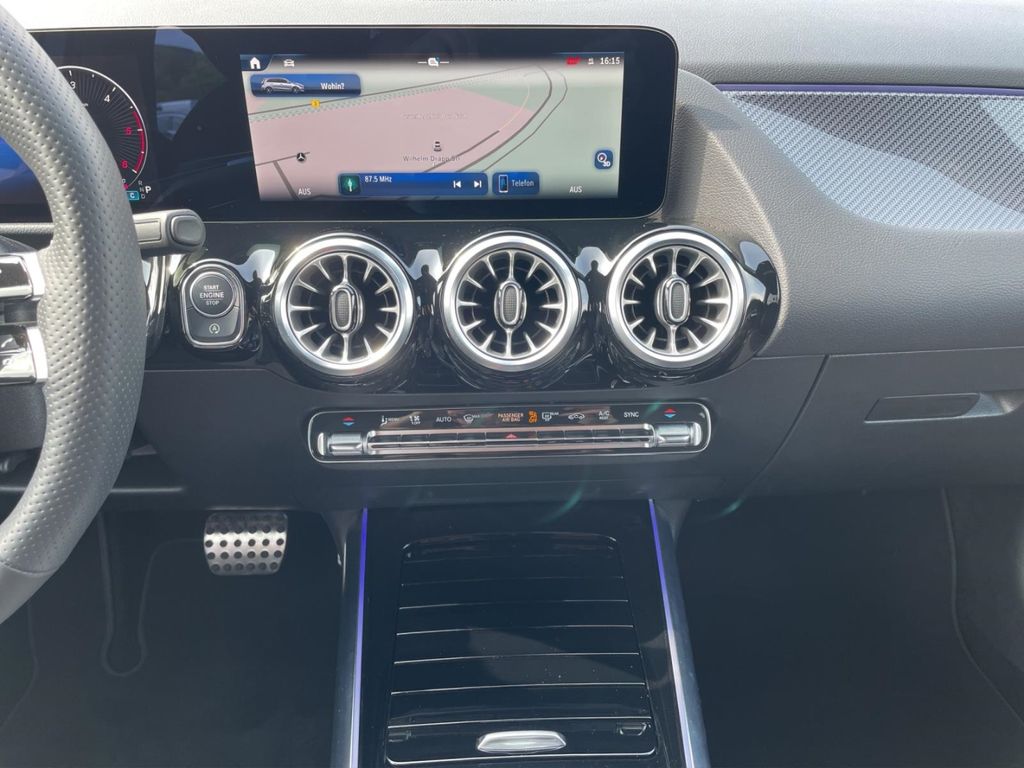 Mercedes-Benz B 180 2024