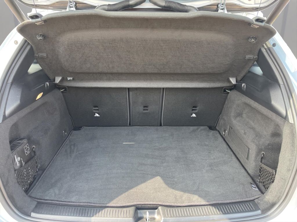 Mercedes-Benz B 180 2024