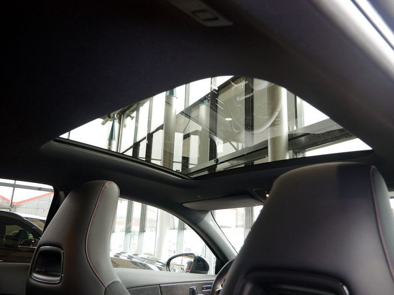 Mercedes-Benz A 200 2025