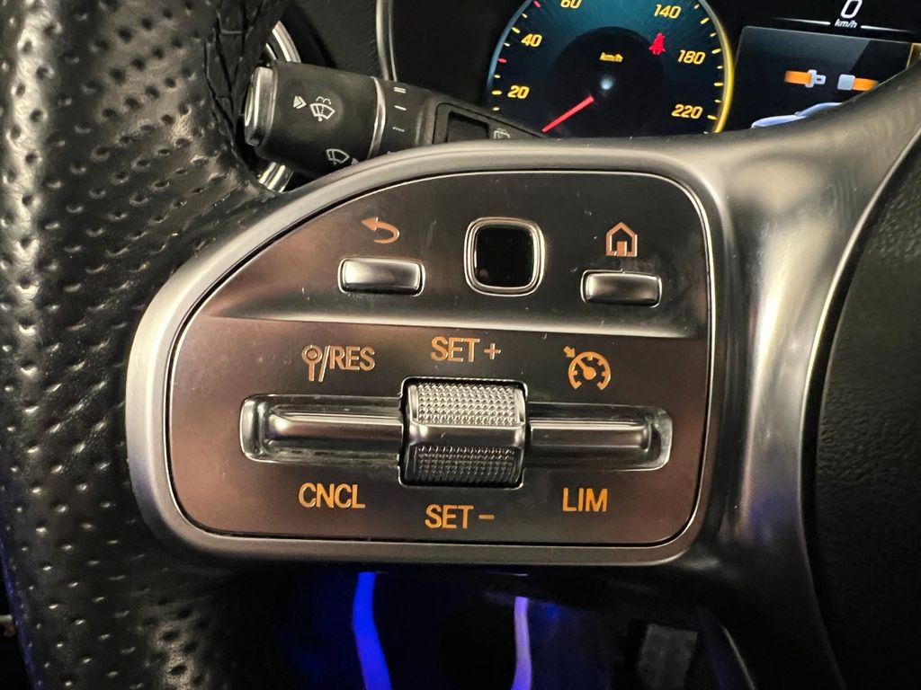 Mercedes-Benz C 300 2021