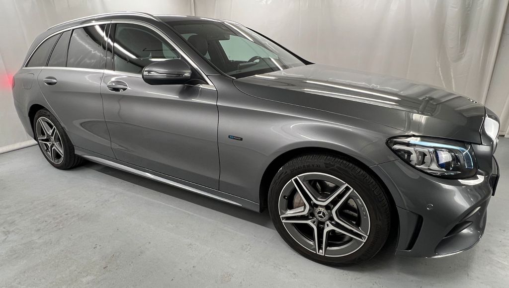 Mercedes-Benz C 300 2021