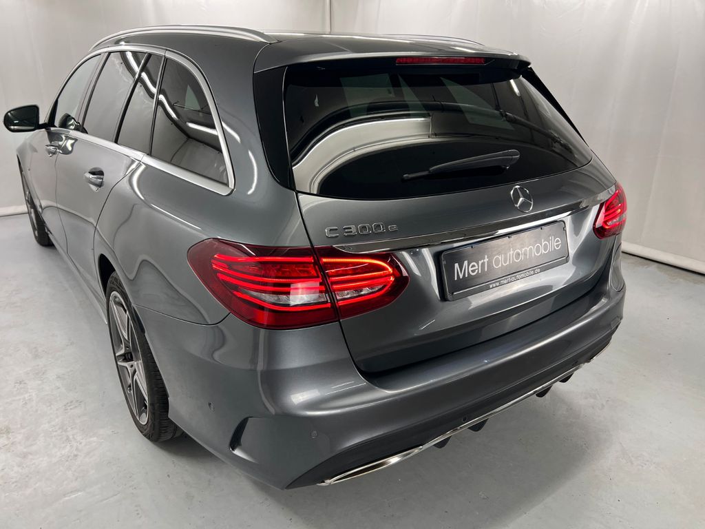 Mercedes-Benz C 300 2021