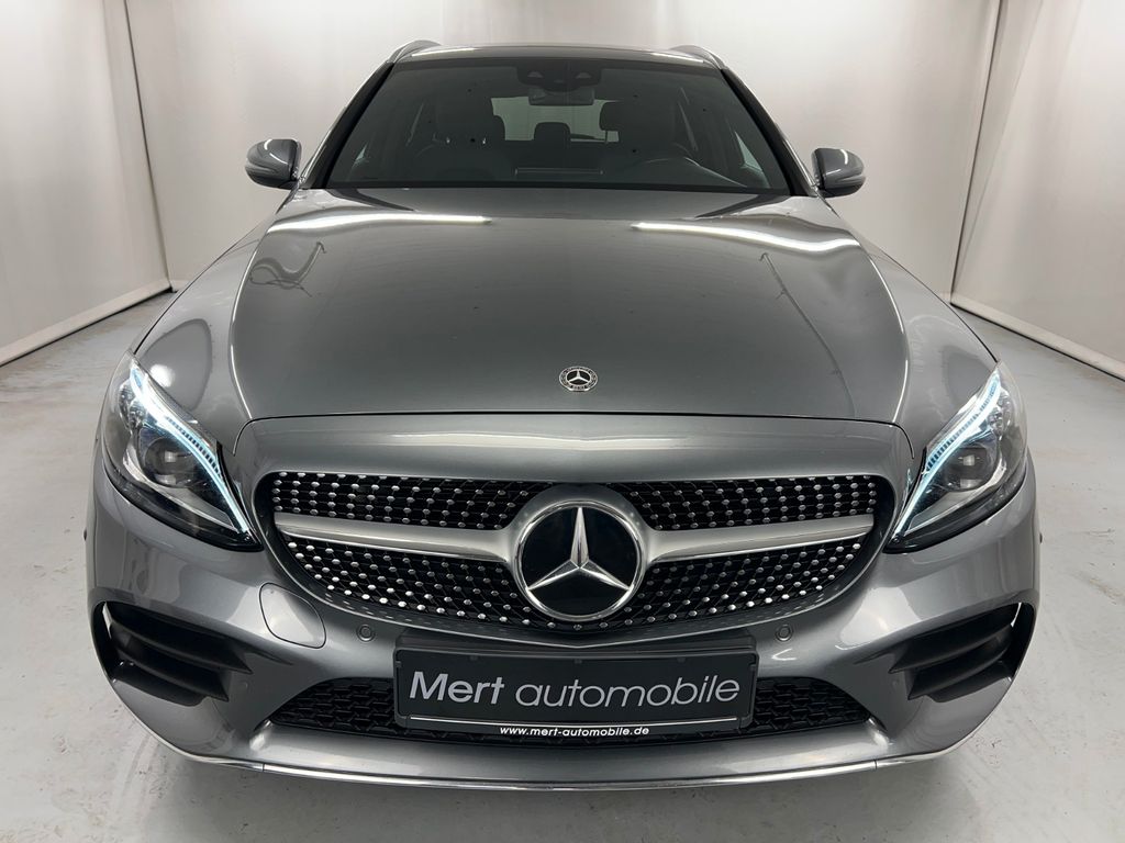 Mercedes-Benz C 300 2021