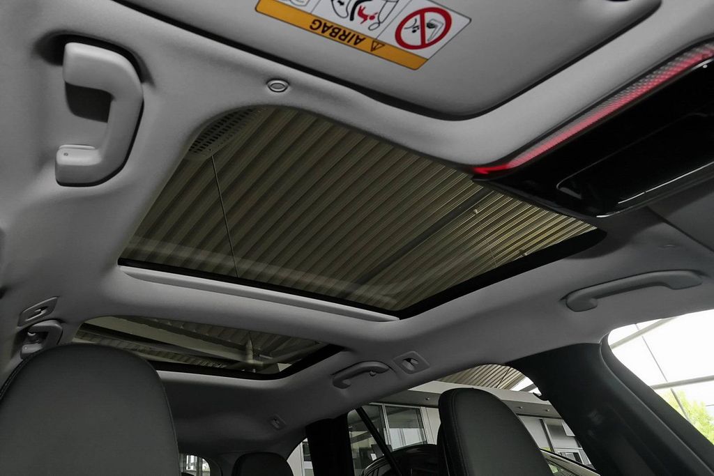 Mercedes-Benz C 200 2025