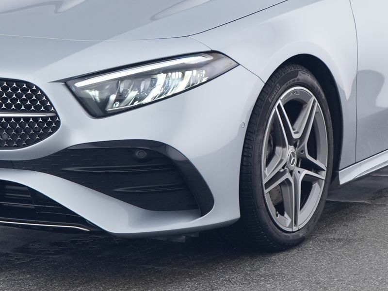 Mercedes-Benz A 220 2024