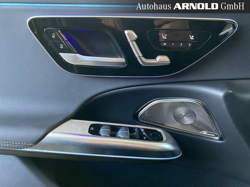 Mercedes-Benz E 300 2023