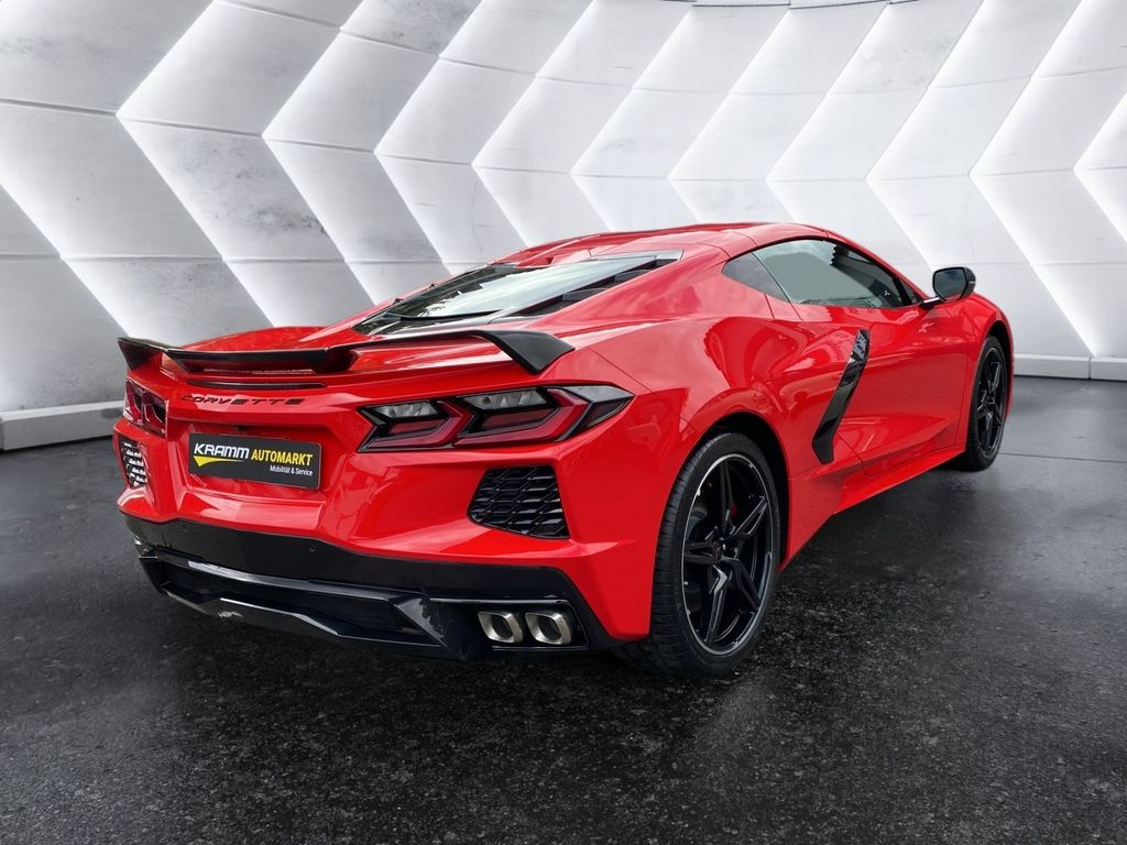 Corvette C8 2025