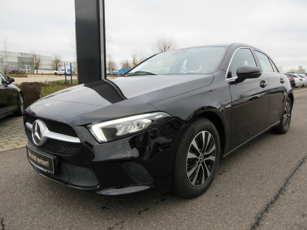 Mercedes-Benz A 180 2022