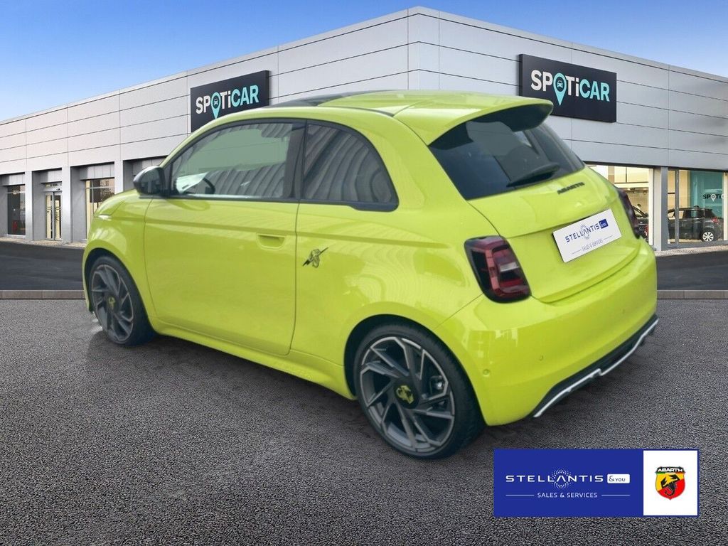 Abarth 500 2025