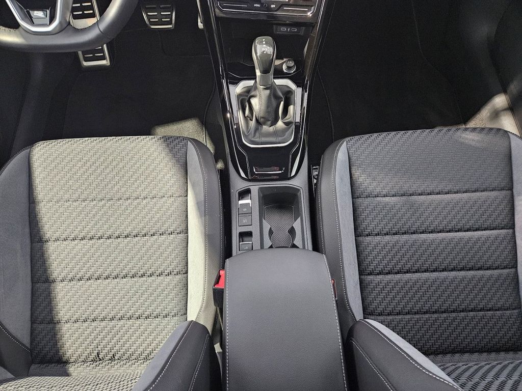 Volkswagen T-Roc 2024