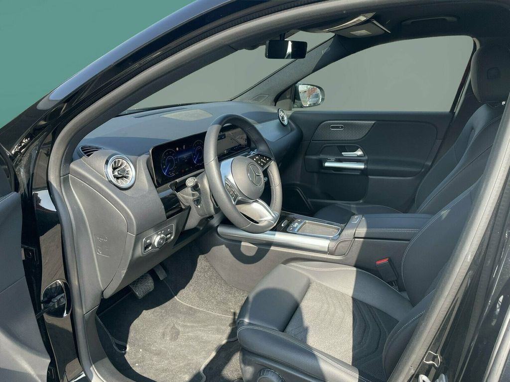 Mercedes-Benz EQA 2024