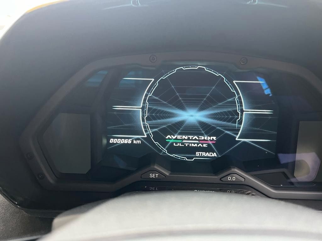 Lamborghini Aventador