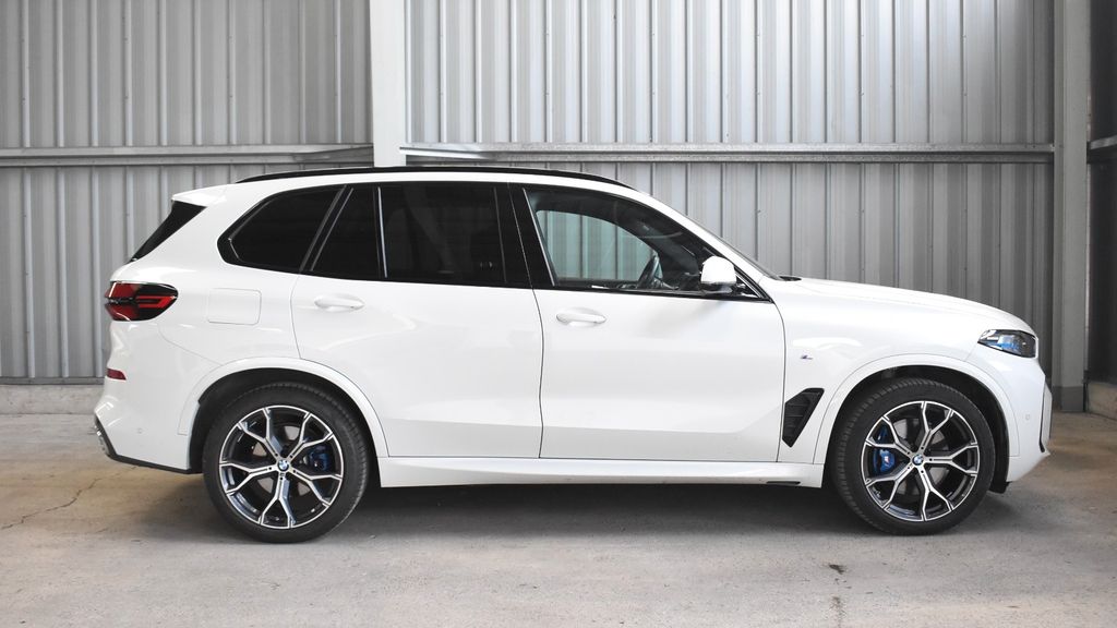 BMW X5 2023