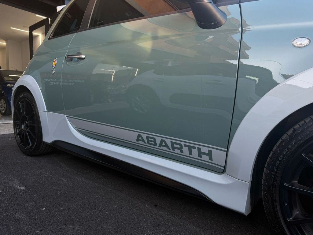 Abarth 695 2020