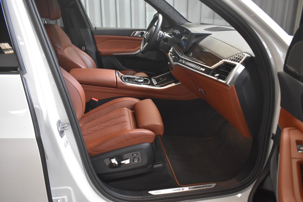 BMW X5 2023