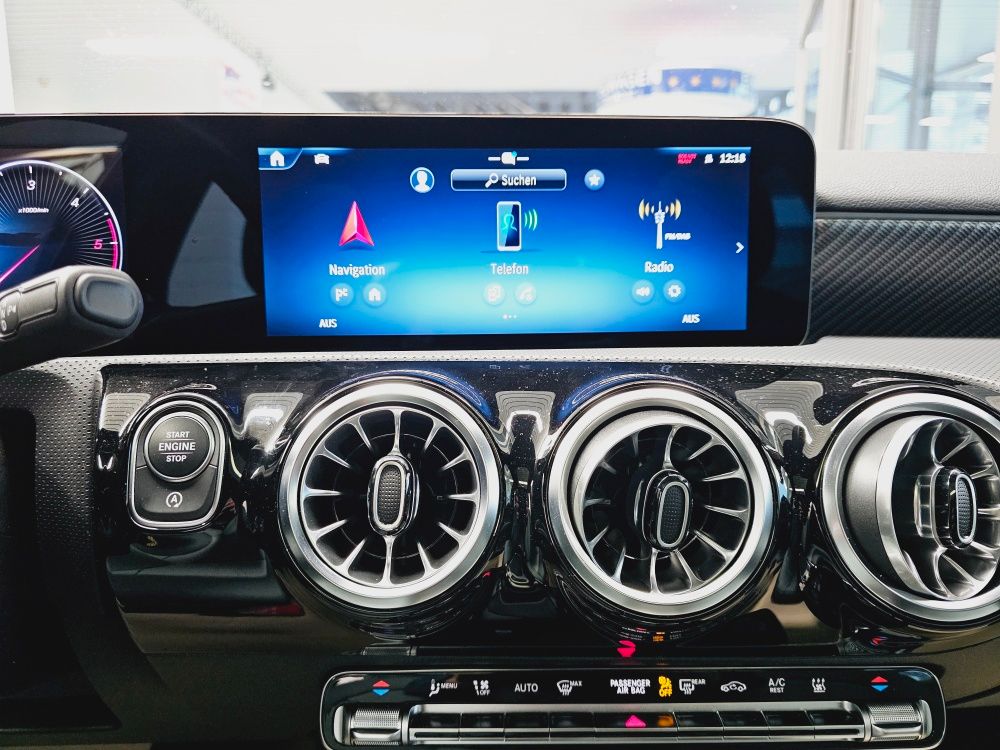 Mercedes-Benz A 220 2023