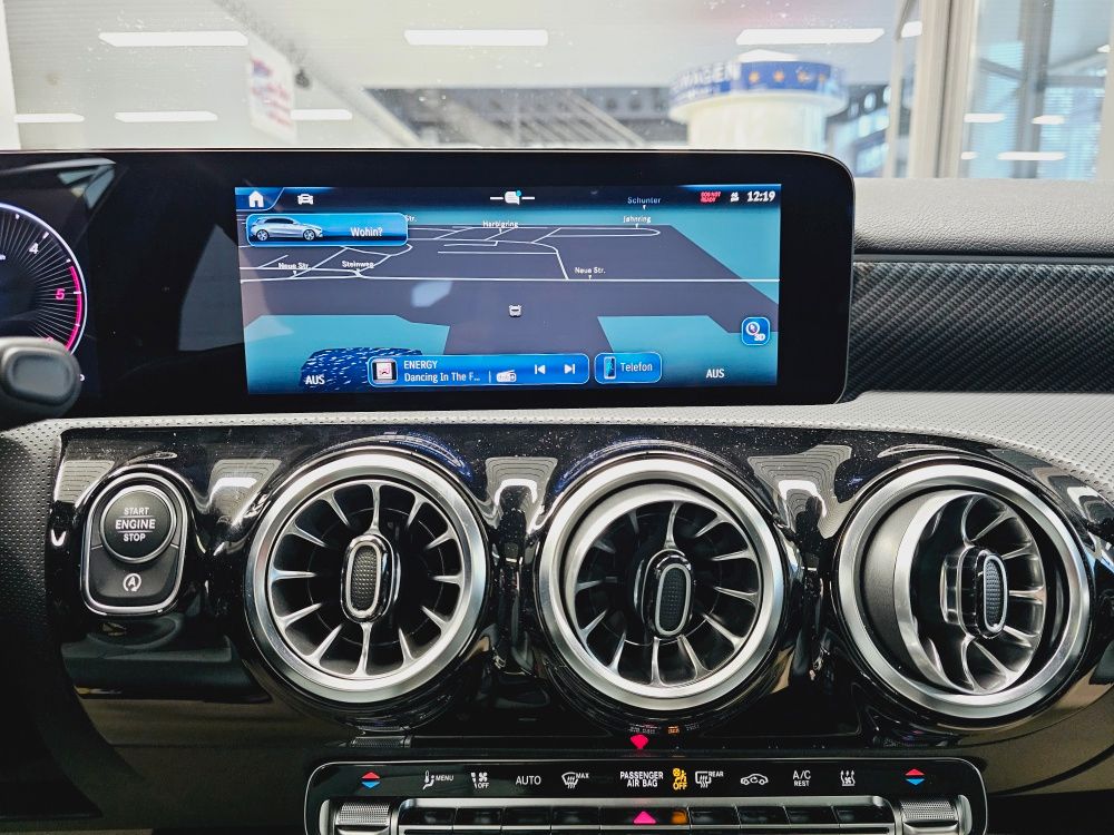 Mercedes-Benz A 220 2023