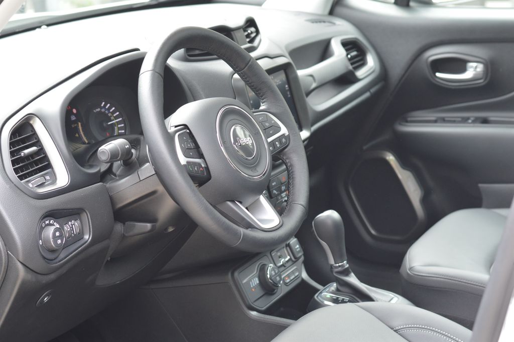Jeep Renegade 2023