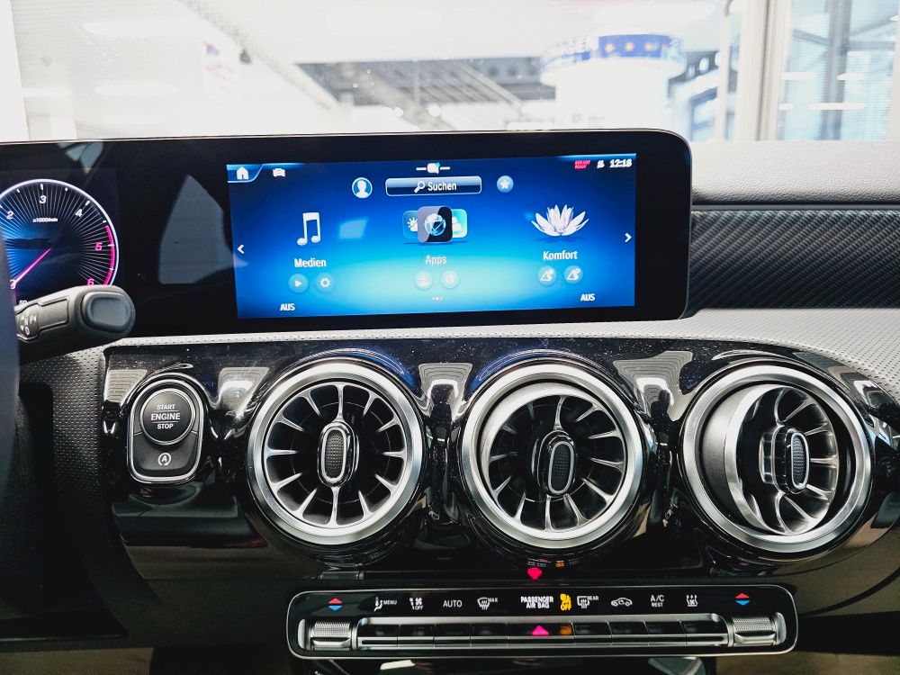 Mercedes-Benz A 220 2023