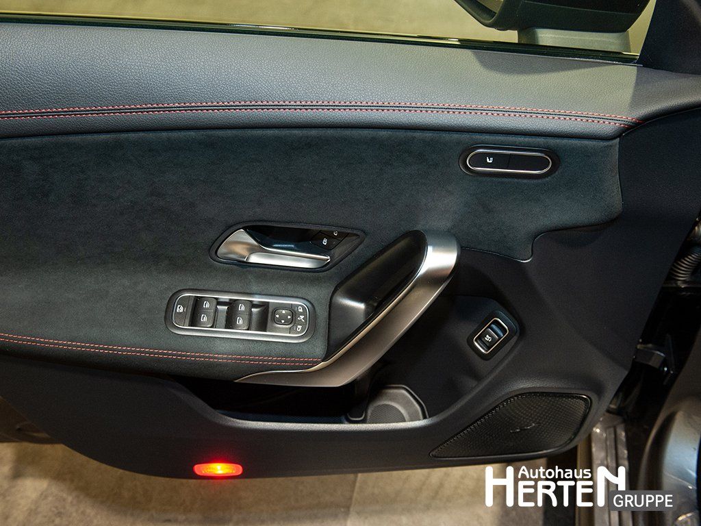 Mercedes-Benz CLA 200 Shooting Brake 2023