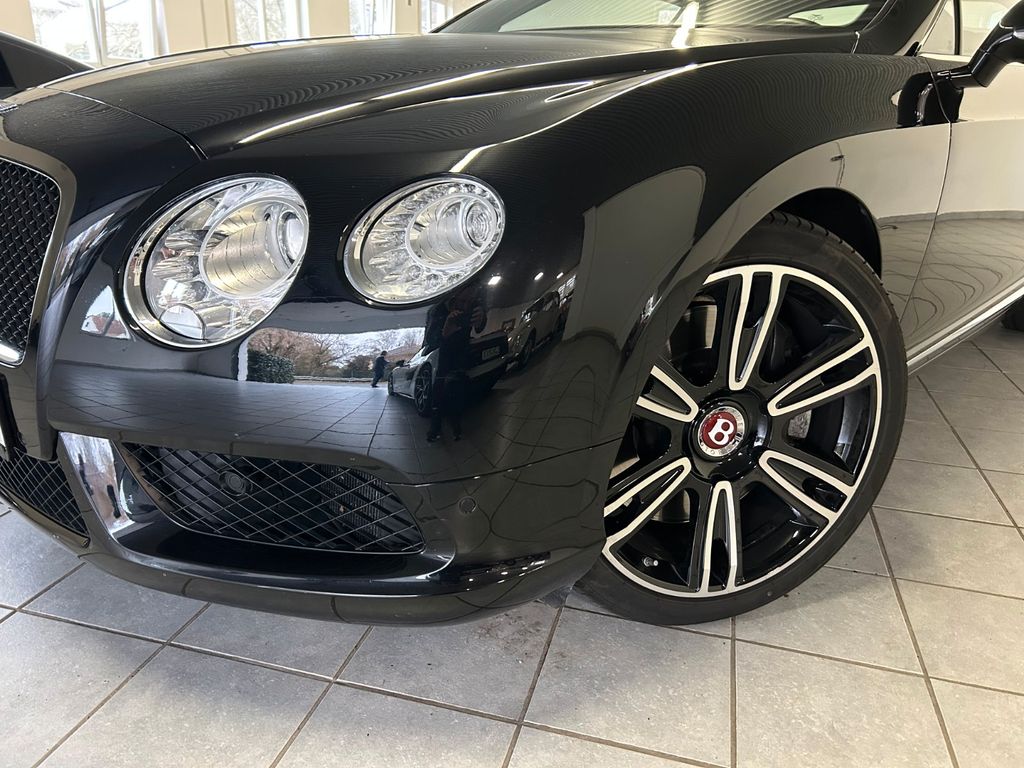 Bentley Continental GTC 2013