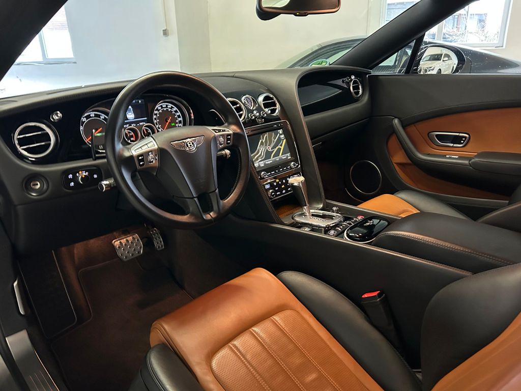 Bentley Continental GTC 2013