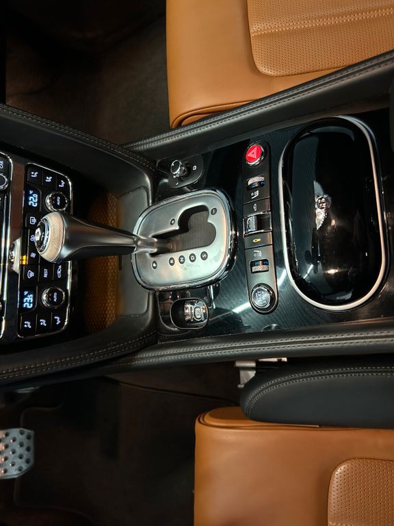 Bentley Continental GTC 2013