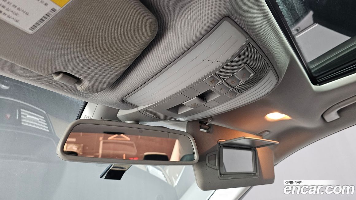 Mercedes-Benz E-Class 2011