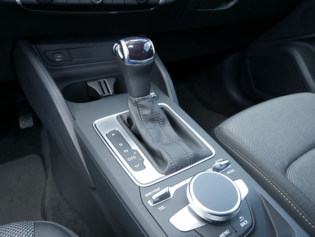 Audi Q2 2024