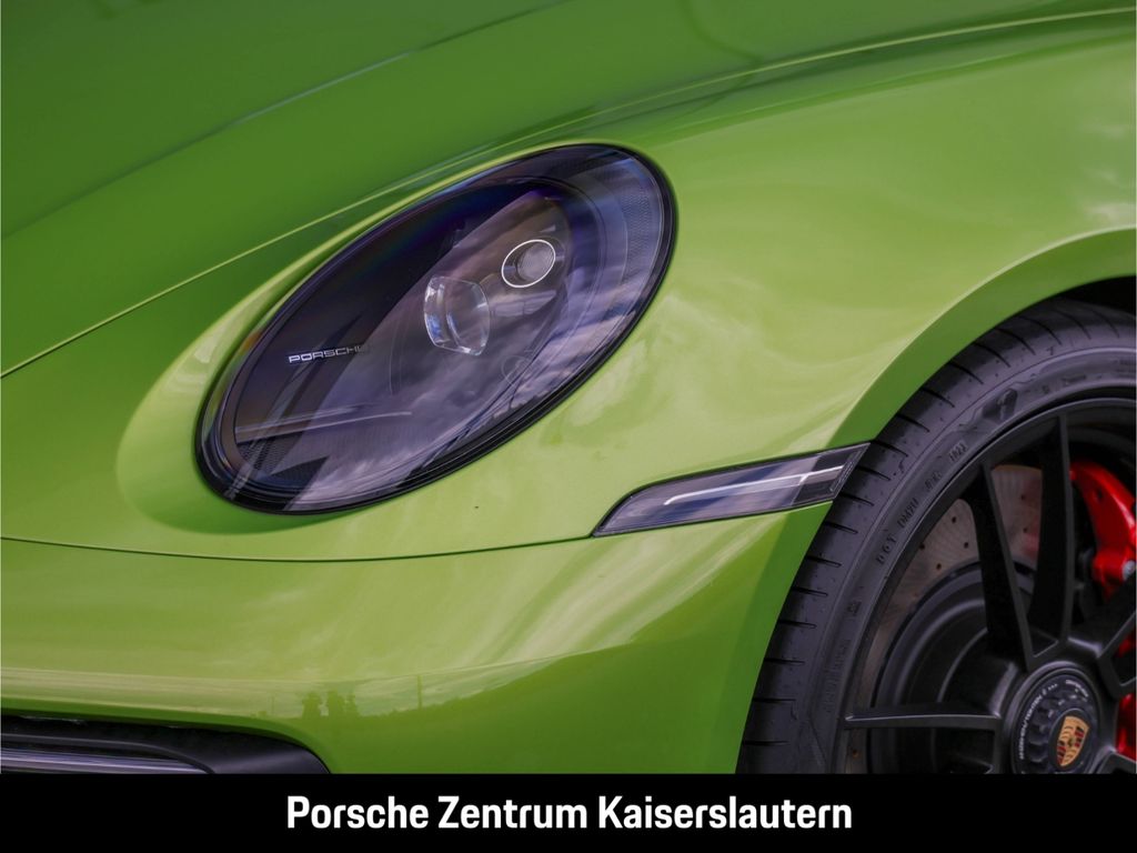 Porsche 992 2023
