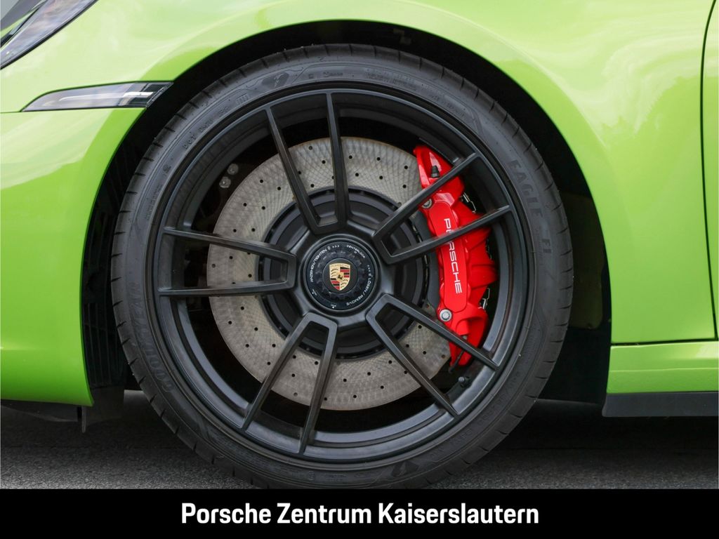 Porsche 992 2023