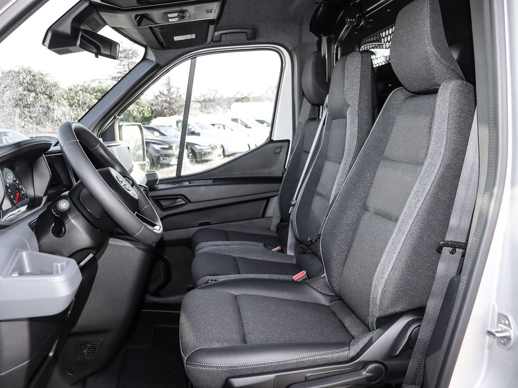 Nissan Interstar 2025