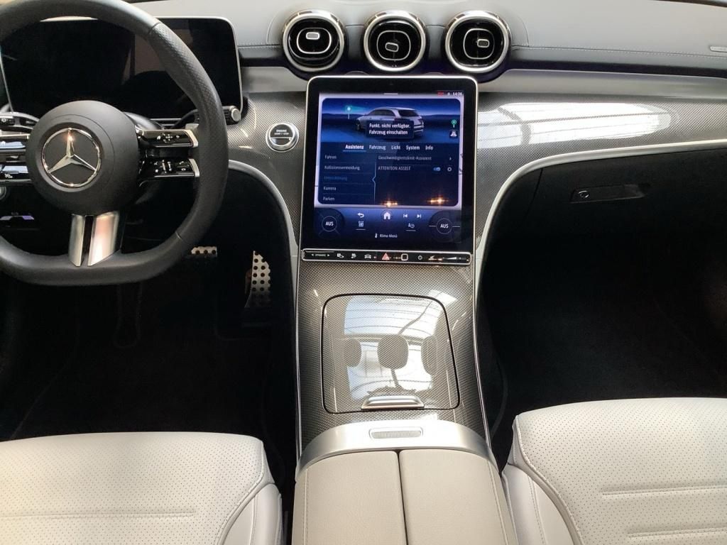 Mercedes-Benz C 300 2024