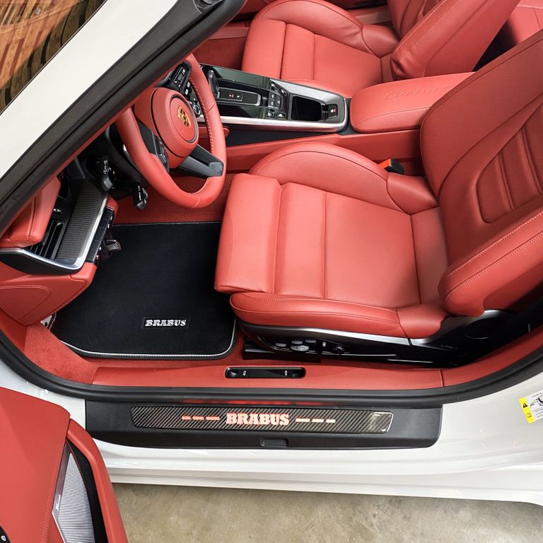 Porsche 992 2023