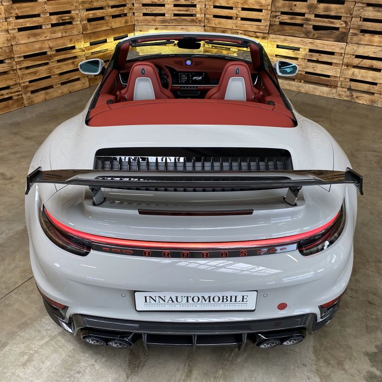 Porsche 992 2023