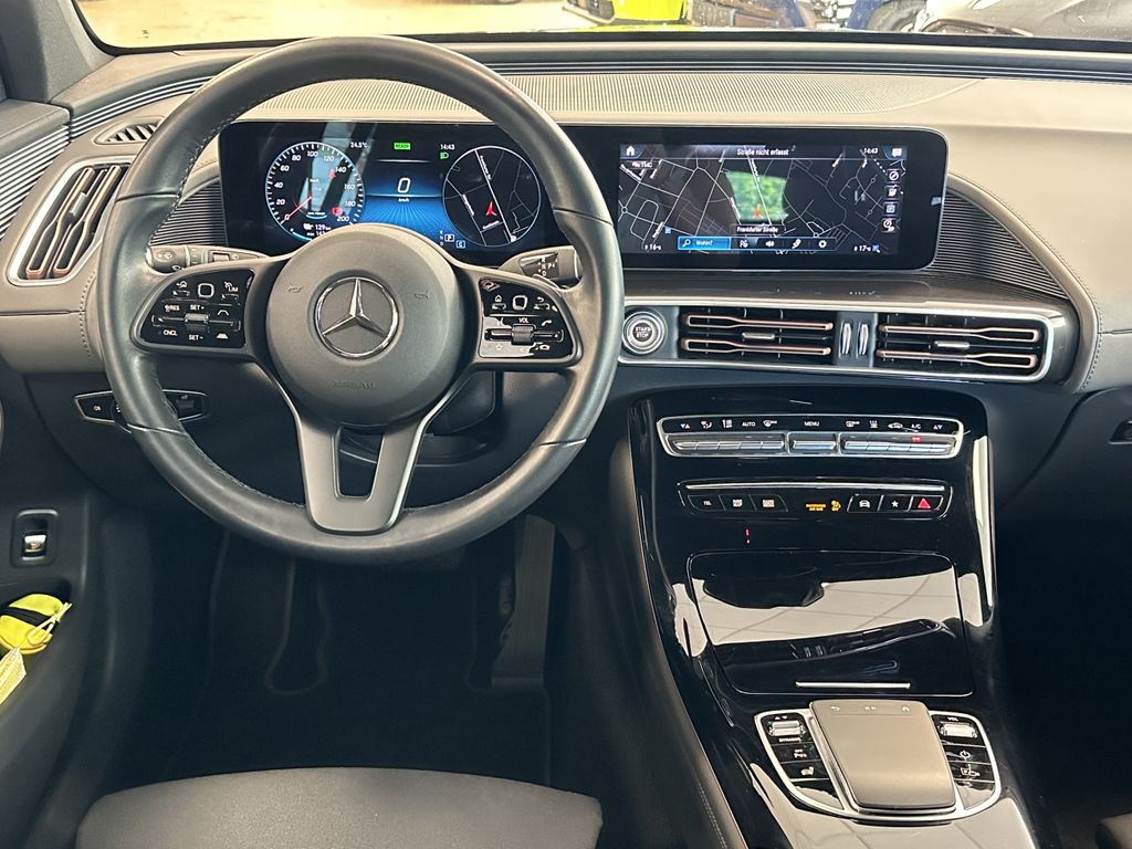 Mercedes-Benz EQC 2021