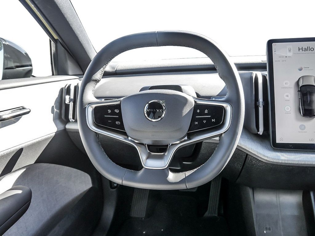 Volvo EX30 2025