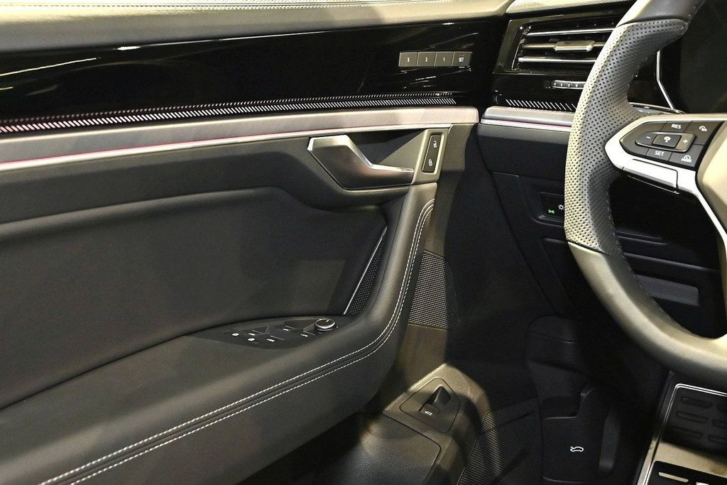 Volkswagen Touareg 2025