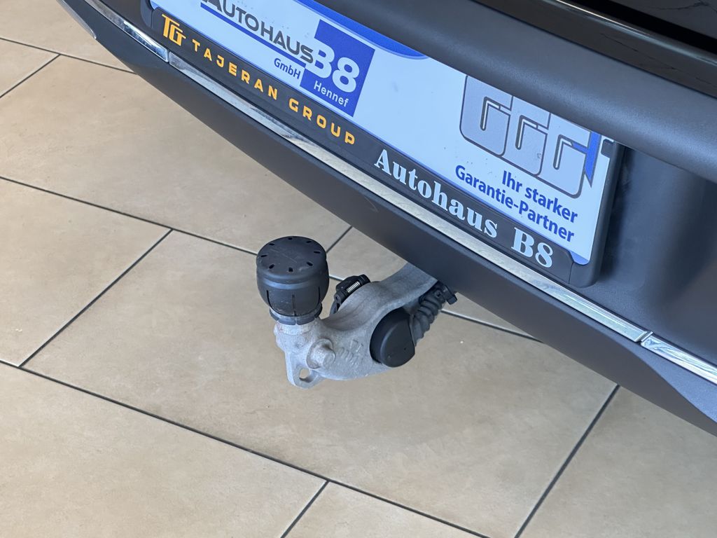 Mercedes-Benz EQC 2021