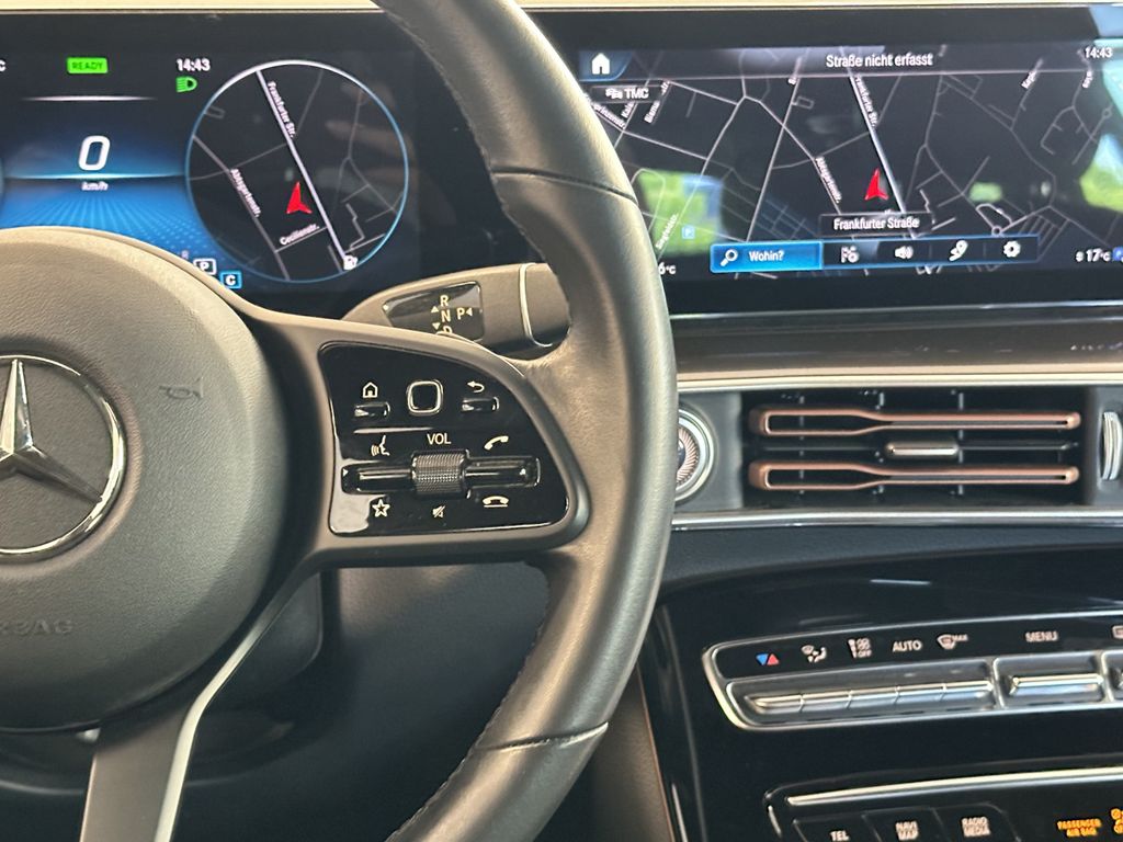Mercedes-Benz EQC 2021