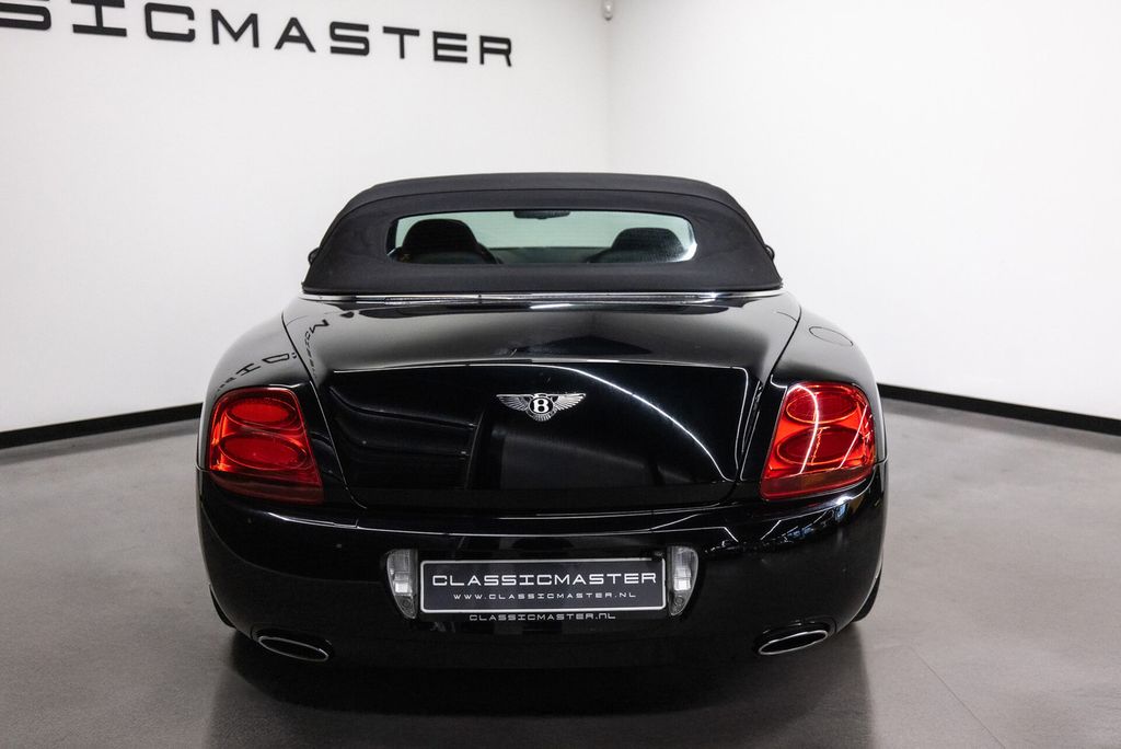 Bentley Continental GTC 2008