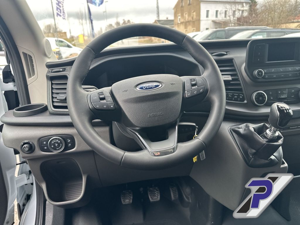 Ford Transit 2025