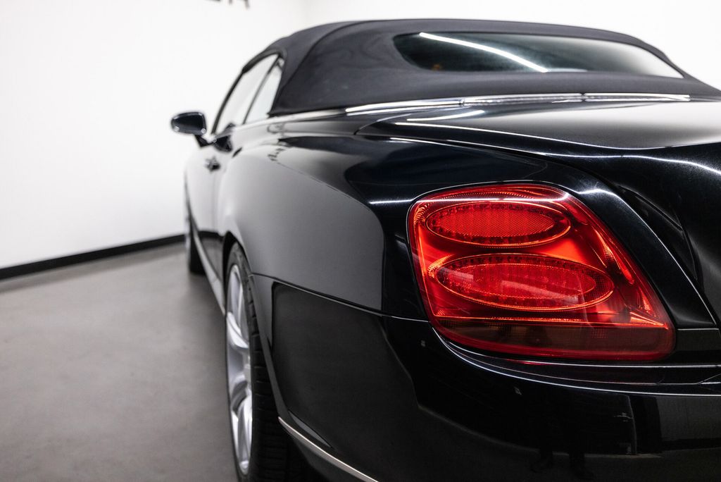 Bentley Continental GTC 2008