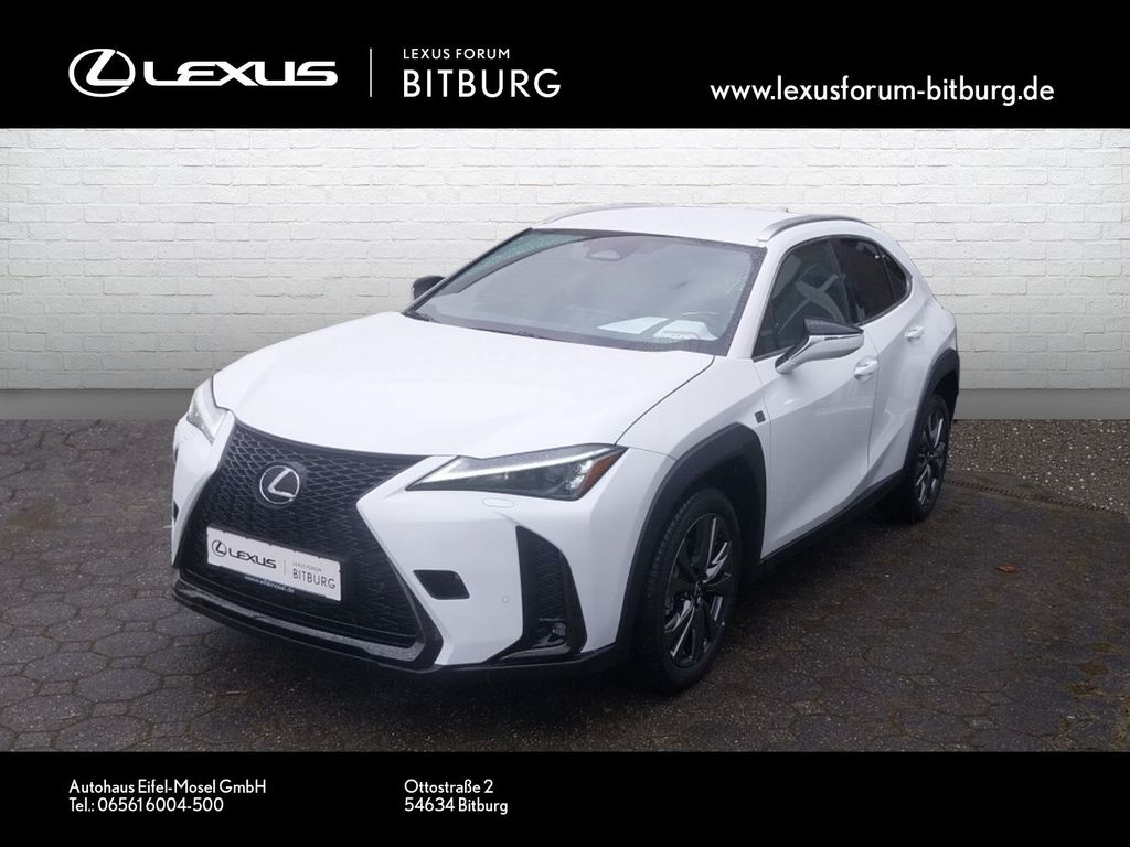 Lexus UX 2024