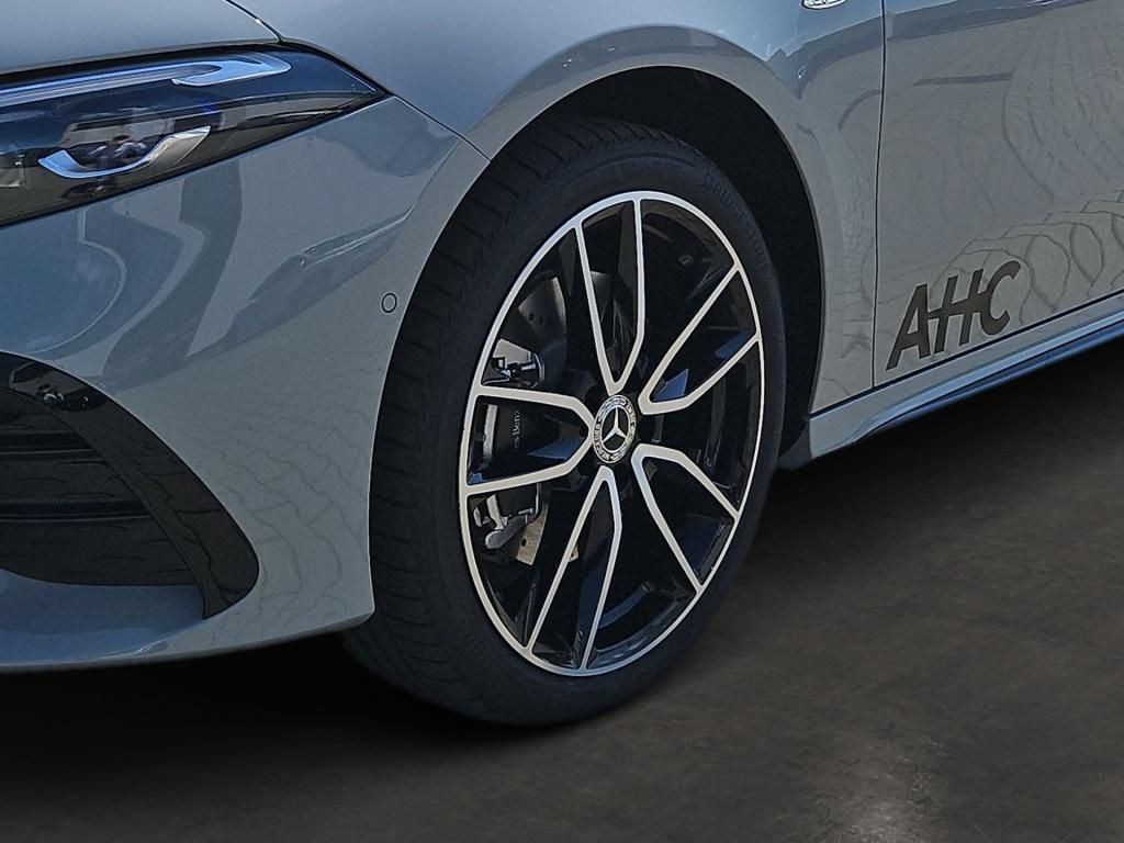 Mercedes-Benz A 250 2025