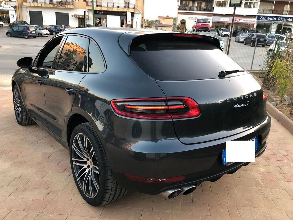 Porsche Macan 2018