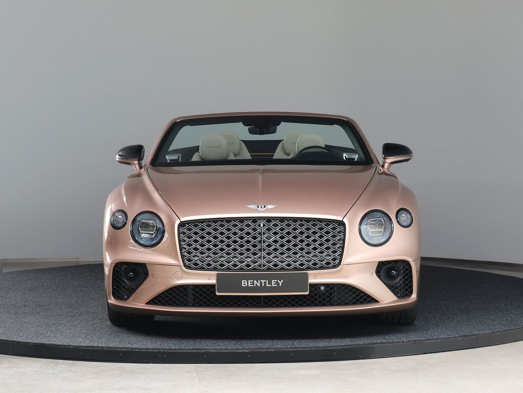 Bentley Continental GTC 2024