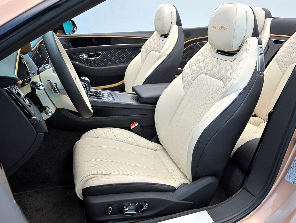 Bentley Continental GTC 2024