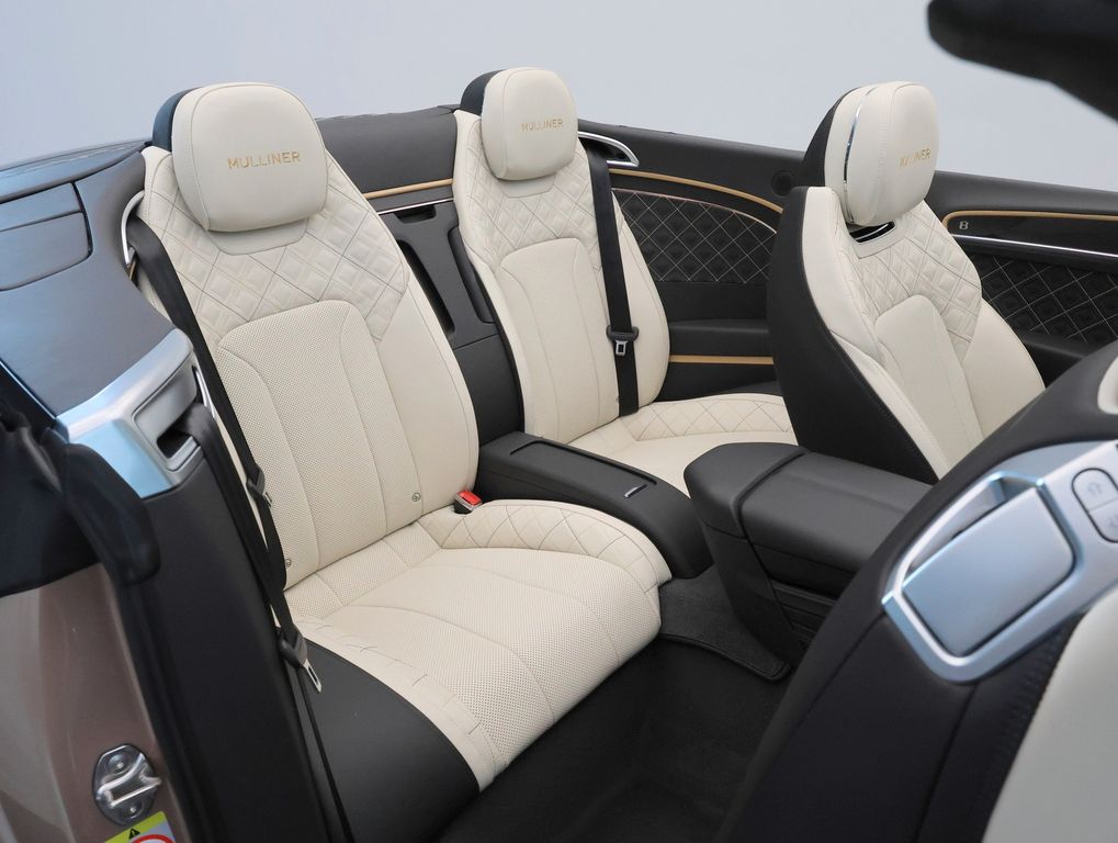Bentley Continental GTC 2024