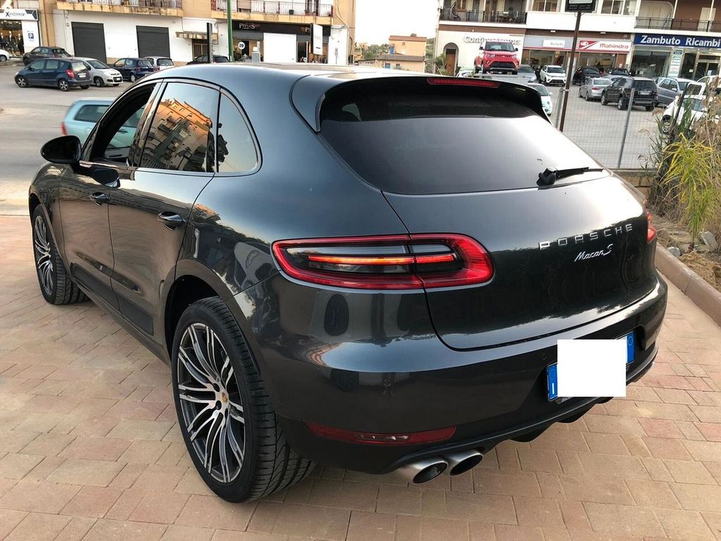 Porsche Macan 2018